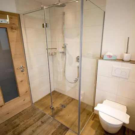 Lorenz רוהפולדינג